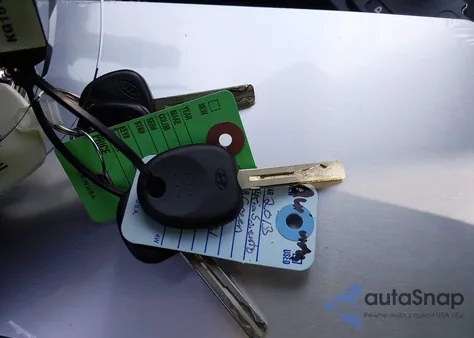 2013 Kia Sorento Lx z USA, uszkodzony, nr VIN 5XYKT3A19DG334388